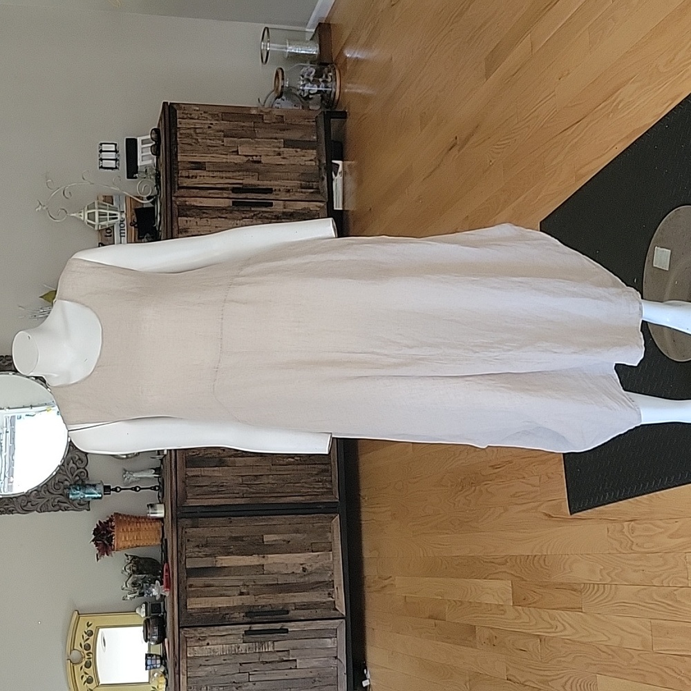 La Bottega Brunella sleeveless linen dress with pockets and back slit